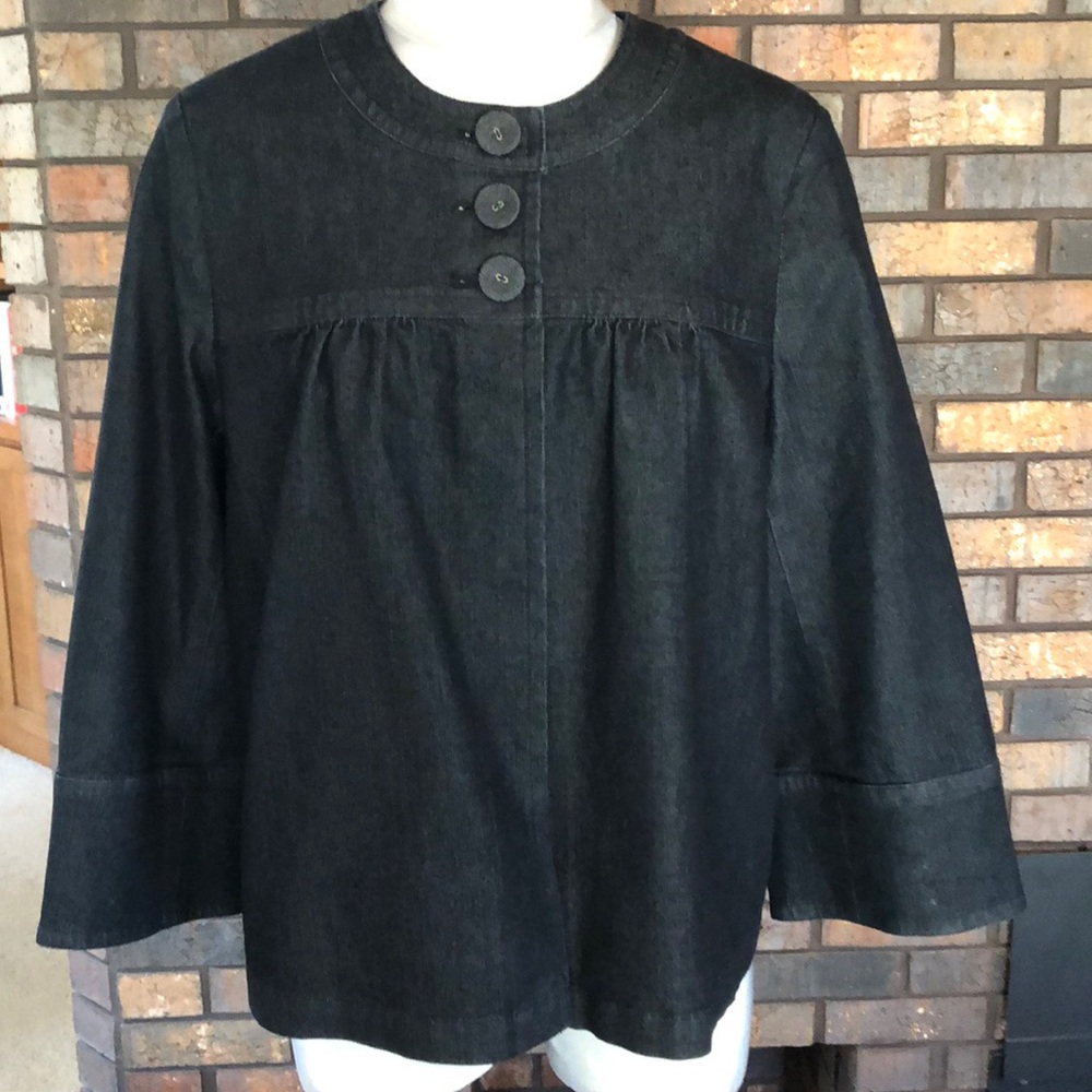 Cropped Denim Swing Jacket-Apostrophe